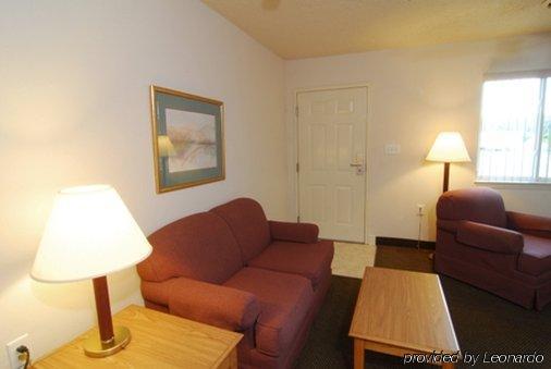 Affordable Suites Солсбери Номер фото